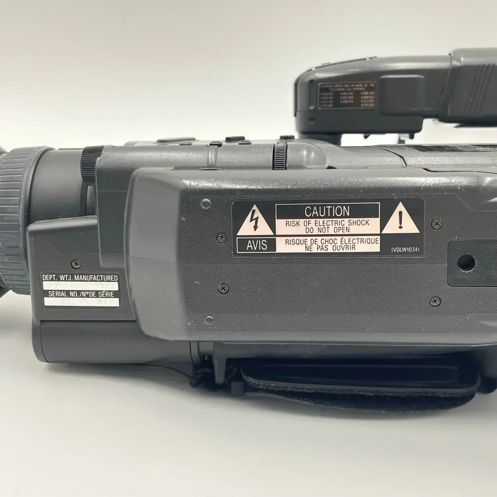 Panasonic OmniMovie PV-332 VHS-C Camcorder Charger Battery Issue